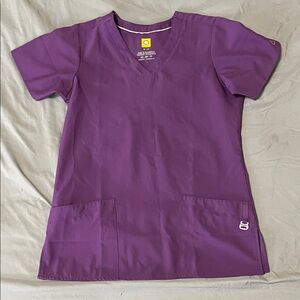 WonderWink Women's V-Neck Scrub Top in Purple